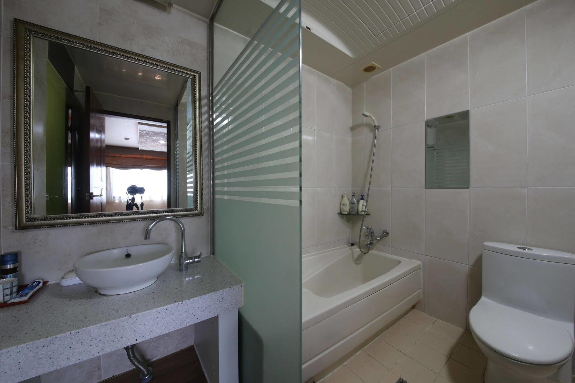 Yes Motel Gunsan Exterior photo